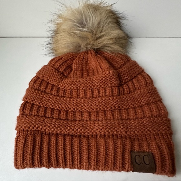 C.C Unisex Adults And Kids Beanie Hat - Winter hat Faux Fur Pom Pom Beanie - Picture 3 of 6